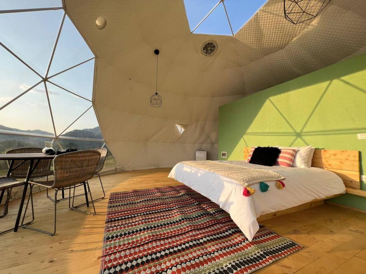 Hotel Starry Dome - Manta'S Retreat Glamping Cornereva Extérieur photo